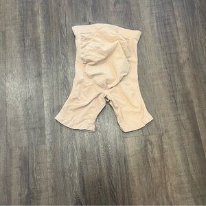 SKIMS Maternity Sculpting Short Mid Thigh Sienna 2X/3X